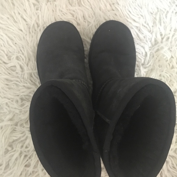 Black Mid-Length UGG Boots - Picture 3 of 6